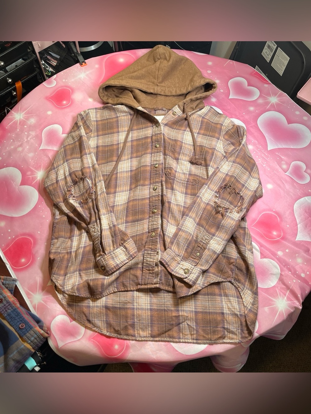 American Eagle plaid button up
